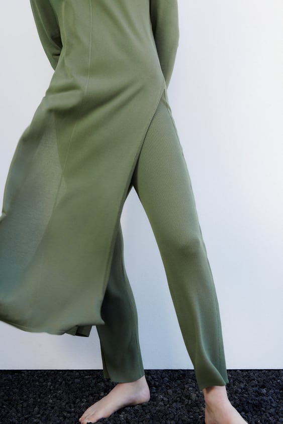 STRAIGHT LEG KNIT PANTS