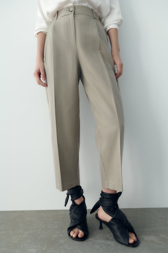 PLEATED TAPERED PANTS