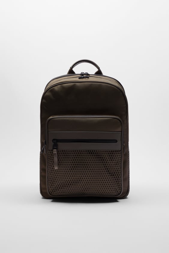 MULTI-POCKET BACKPACK
