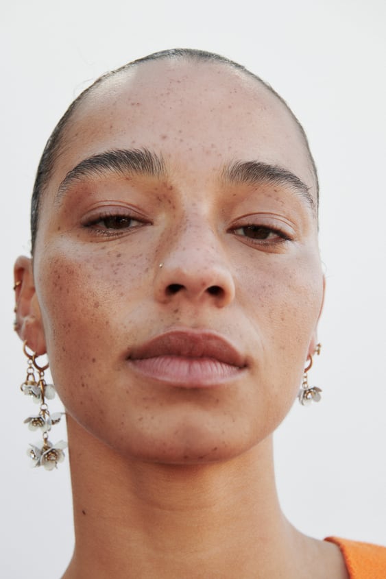 WATERING CAN AND FLOWER EARRINGS