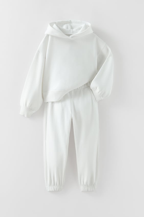 PLUSH SWEATSHIRT AND PANTS SET