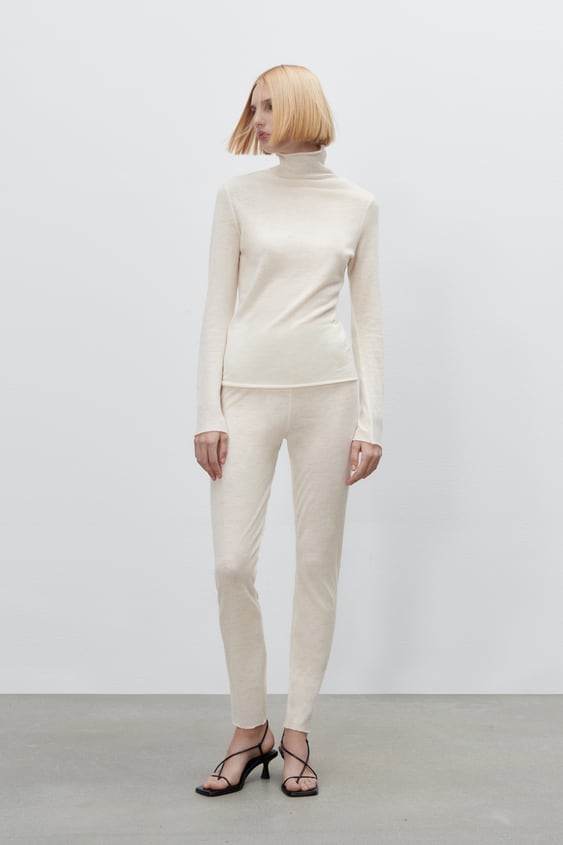 FITTED WOOL PANTS