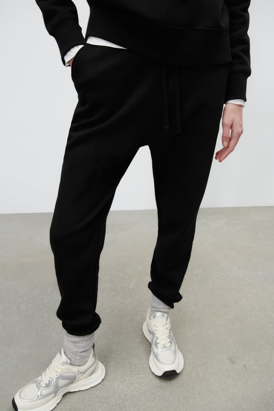 BASIC JOGGER PANTS