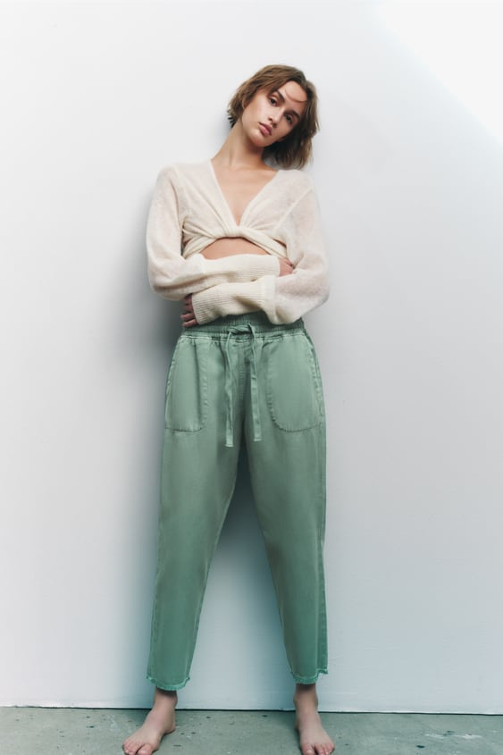 JOGGING PANTS WITH POCKETS