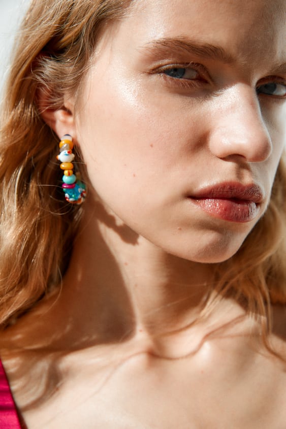 MULTI-COLOR HOOP EARRINGS