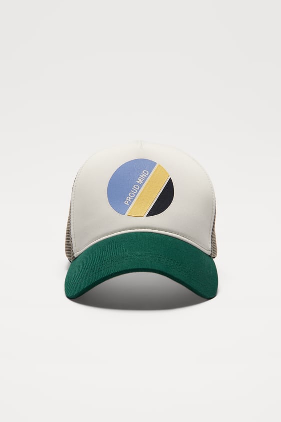 CONTRASTING PRINTED CAP