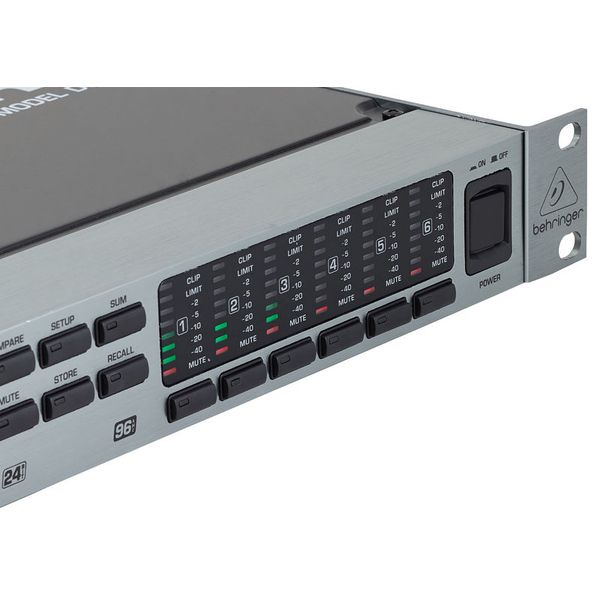 Behringer DCX2496 Ultradrive Pro