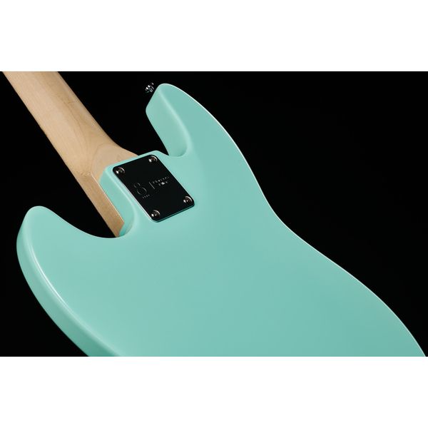 Marcus Miller U5 MT MN Short 2023