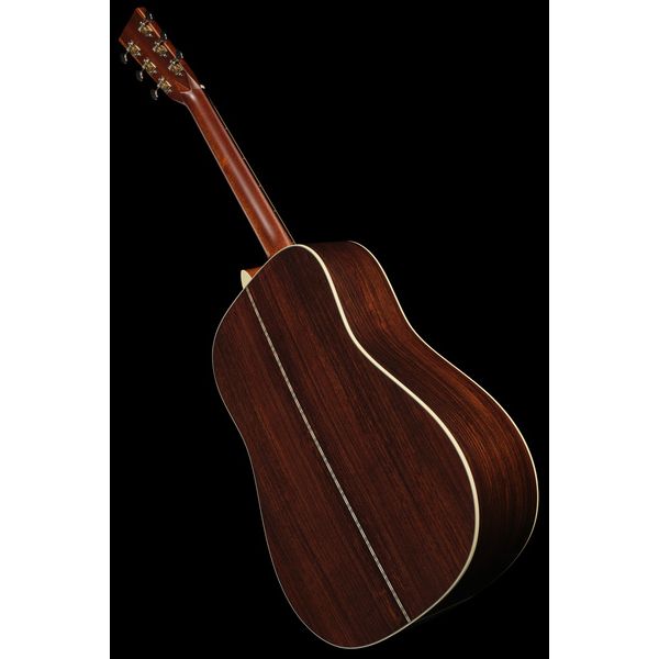Martin Guitar D-28 Satin Amberburst