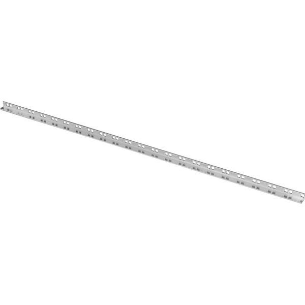 Adam Hall 6150 Rack Strip