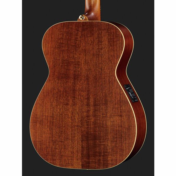 Maton EBG808 Nashville