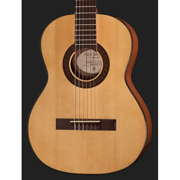 Gewa Pro Arte GC75A Bundle