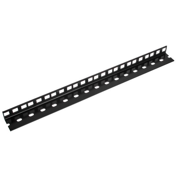 Adam Hall 61535B8 Rack Strip 8U blk