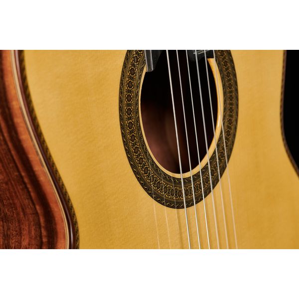 Juan Hernandez Romance Spruce