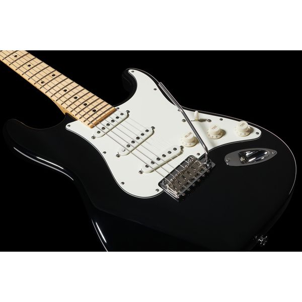 Suhr Classic S ST SSS MN BK