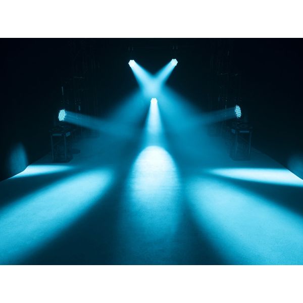 Futurelight EYE-19 HCL Zoom LED MW Wash