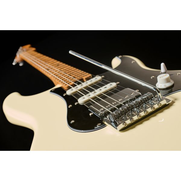 Harley Benton ST-Modern Plus MN HSS OW