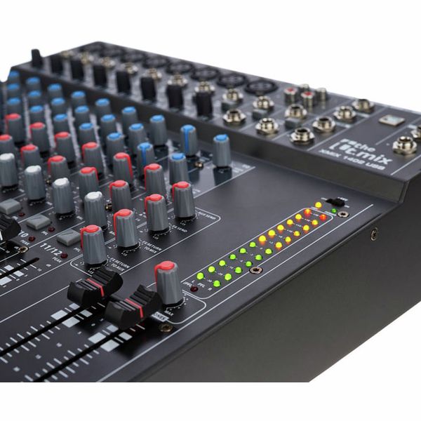 the t.mix xmix 1402 USB Case Bundle