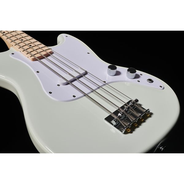 Squier Sonic Bronco Arctic White