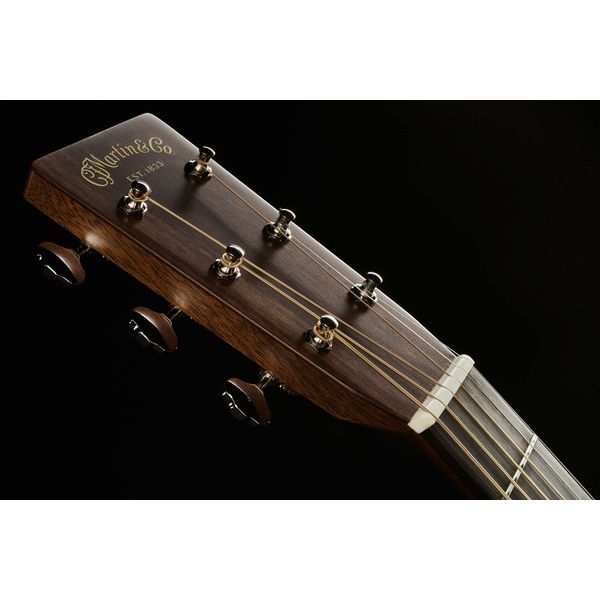 Martin Guitar D-28 Ambertone