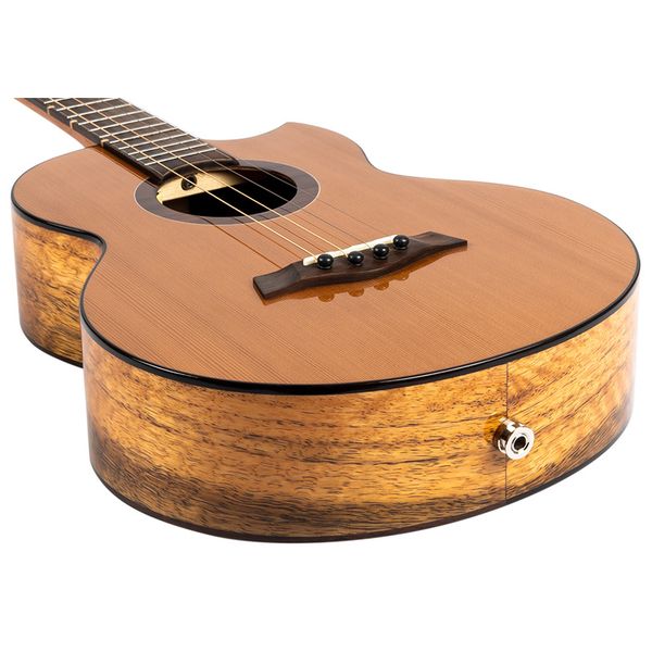 Flight Lily Baritone EQ-A SteelString