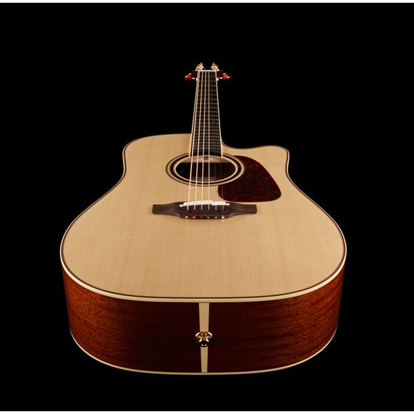Takamine P4DC w/Softcase