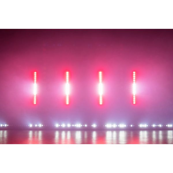 Stairville Show Bar Pro 16x10W RGBAW IP65