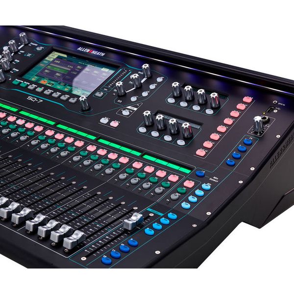 Allen & Heath SQ7 Bundle I