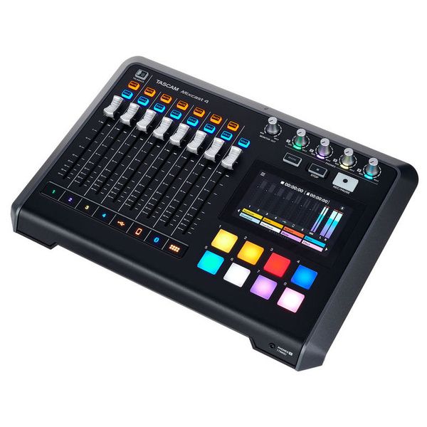 Tascam Mixcast 4 Bag Bundle