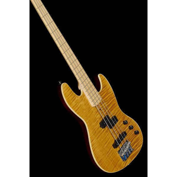 Marcus Miller U5 NT MN Short FL