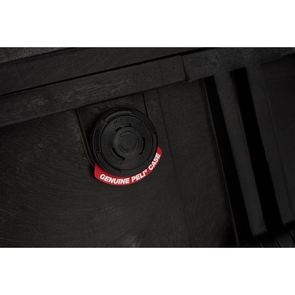 Peli 1650 Foam Black