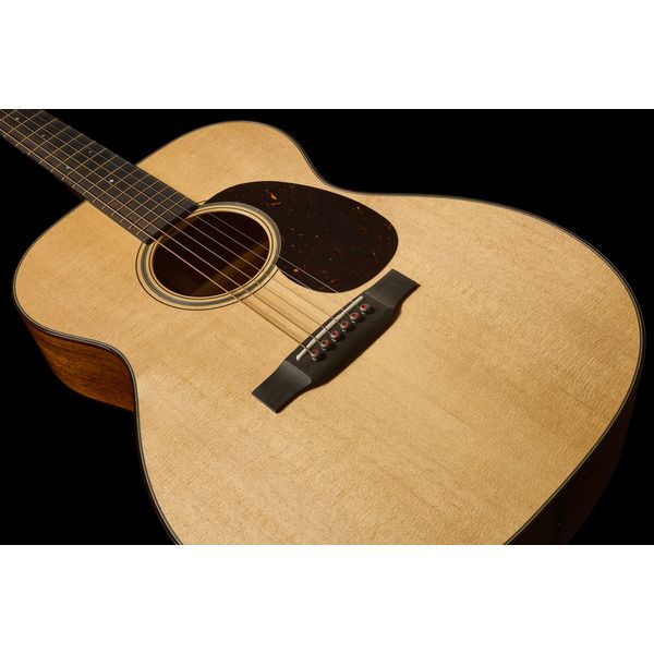 Martin Guitar 000-18 Modern Deluxe
