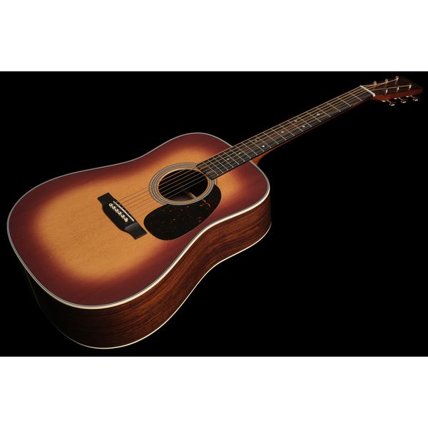 Martin Guitar D-28 Satin Amberburst