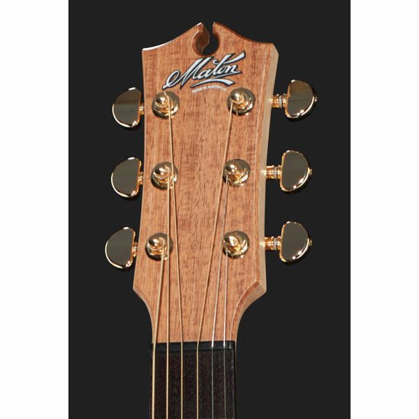 Maton EBG808A w/ Case