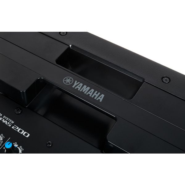 Yamaha Stagepas 200BTR