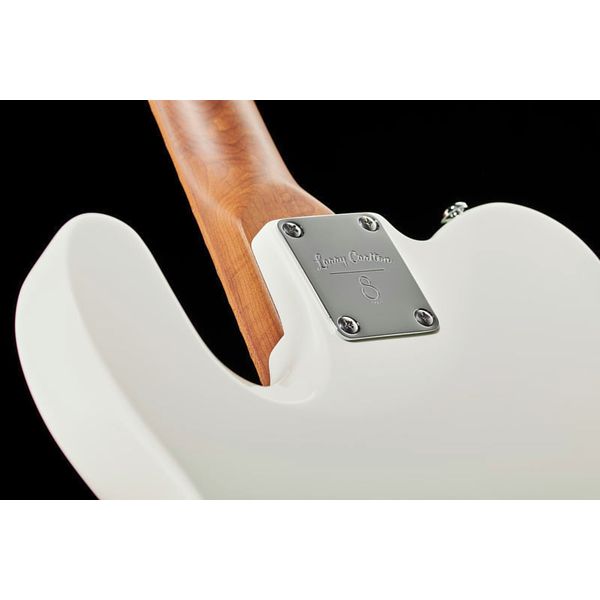 Larry Carlton T7 AWH