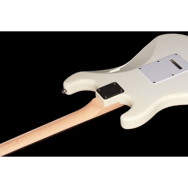 Harley Benton ST-20 WH St. Series w/Bag