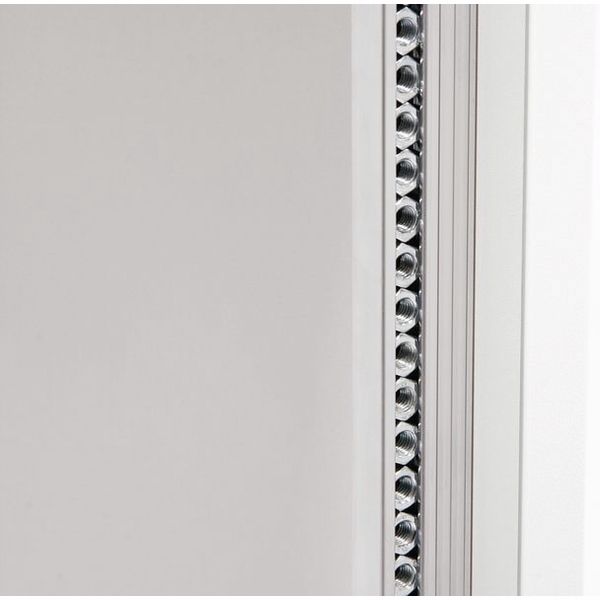 Thon Studio Rack 18U 50 white