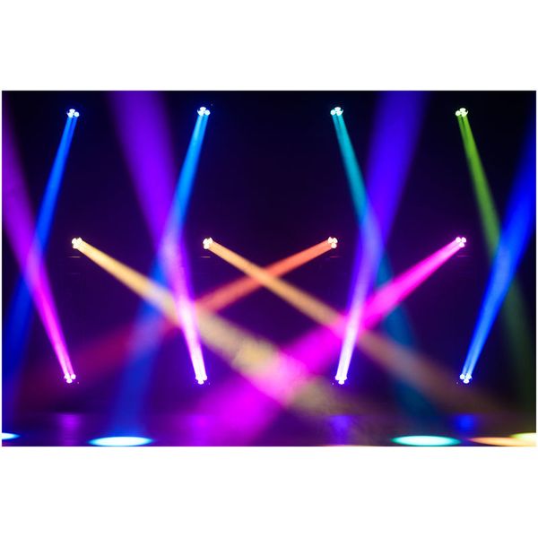 Varytec Hero Wash 340FX RGBW Zoom