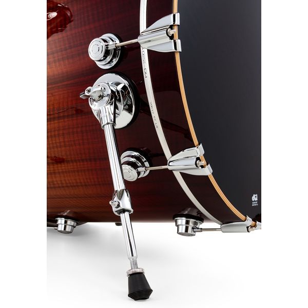 DW Exotic Rich Red over Etimoe MM