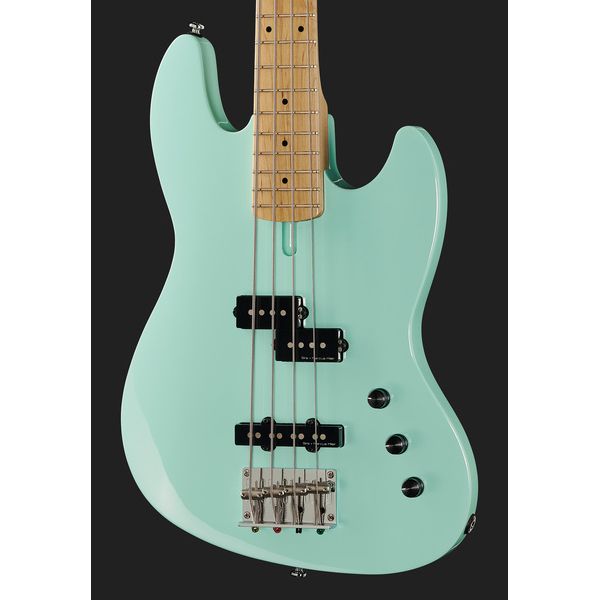 Marcus Miller U5 MT MN Short 2023