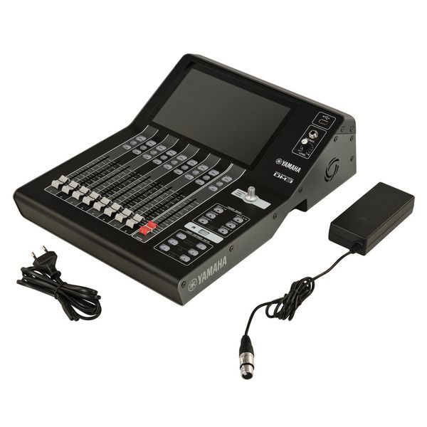 Yamaha DM3 HP Bundle