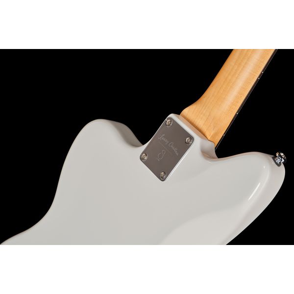 Larry Carlton J5 White