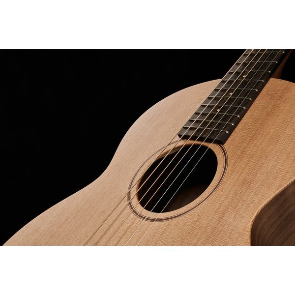 Sheeran by Lowden W01