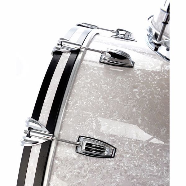 Ludwig Classic Maple Rock White Mar.