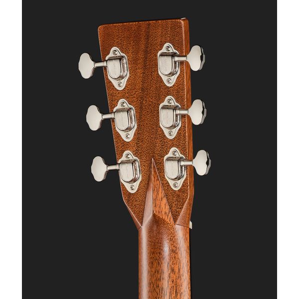Martin Guitar D-28 Billy Strings