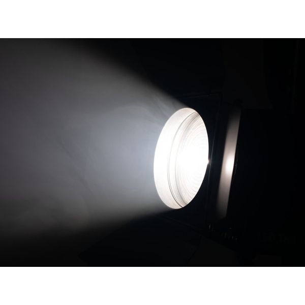 Eurolite LED THA-150F Theater-Spot