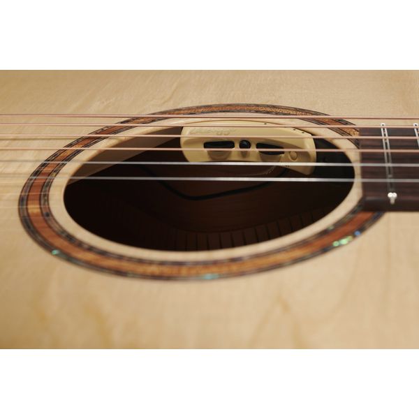 Lakewood J Ulme Gallery Wood Showroom