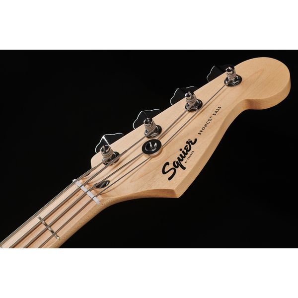 Squier Sonic Bronco Arctic White