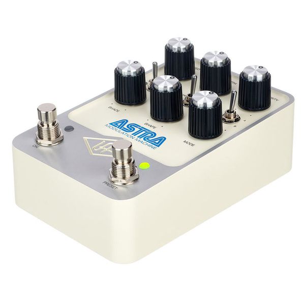 Universal Audio UAFX Astra Modulation Machine